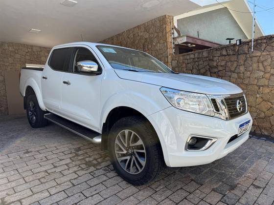 NISSAN FRONTIER 2.3 16V TURBO DIESEL XE CD 4X4 AUTOMÁTICO NISSAN FRONTIER 2.3 16V TURBO DIESEL XE CD 4X4 AUTOMÁTICO